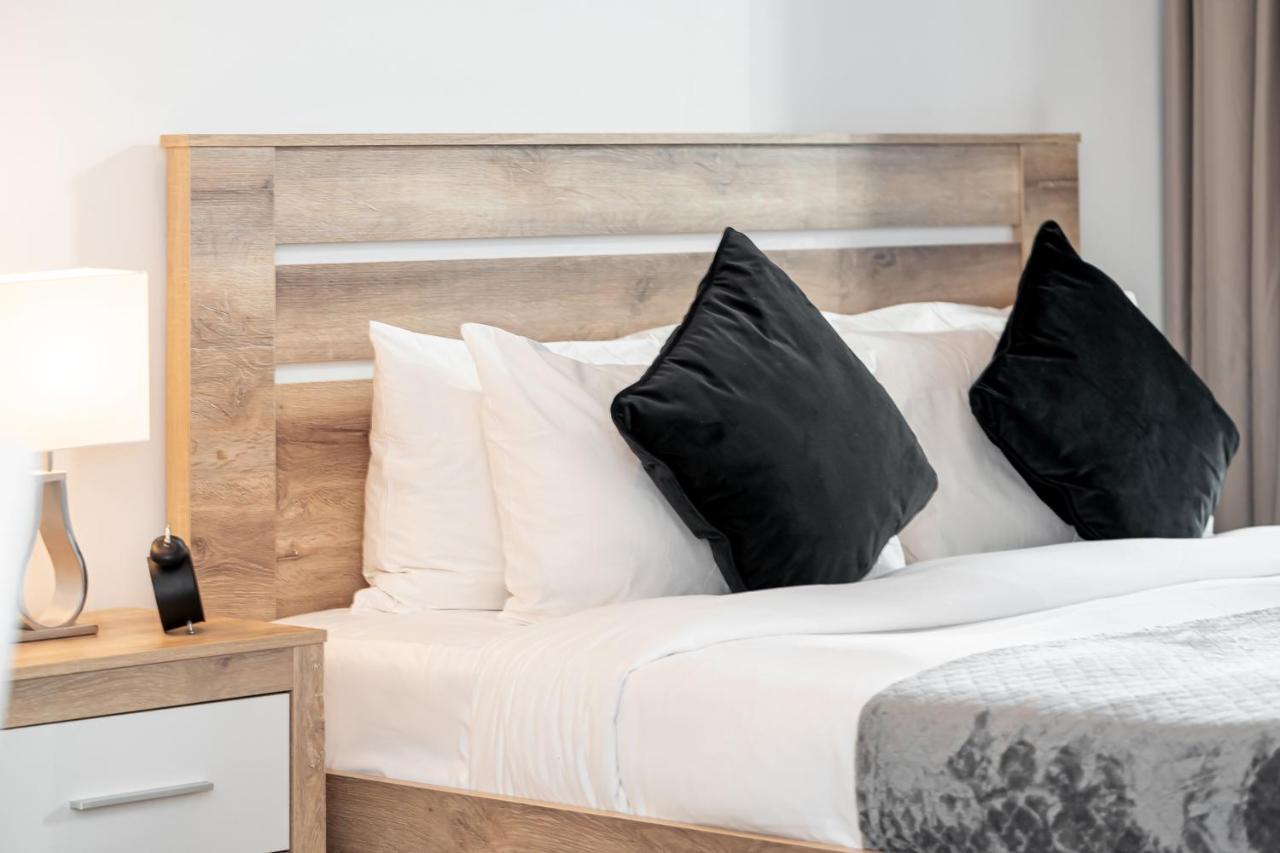 Higuests - Unique Studio With Stunning Panoramic Marina Views Дубай Екстериор снимка